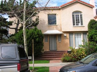 1-445 S Maple Dr, Beverly Hills, CA 90212