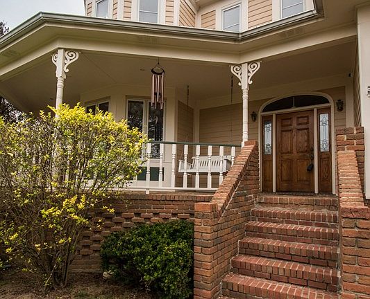 5th image of 2174 Eastwood Ln