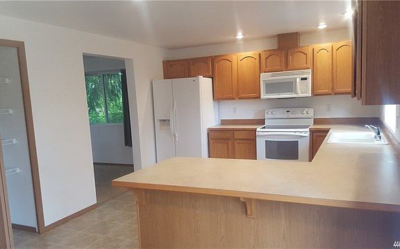  Tons of counter space