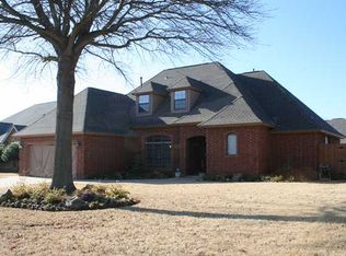 9960 Sudbury Rd, Yukon, OK 73099