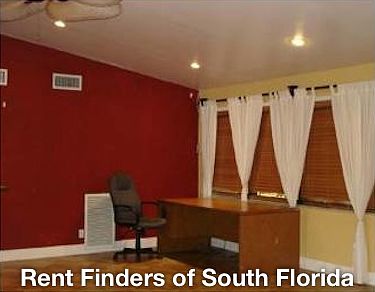 5th image of 2555 Flamingo Ln