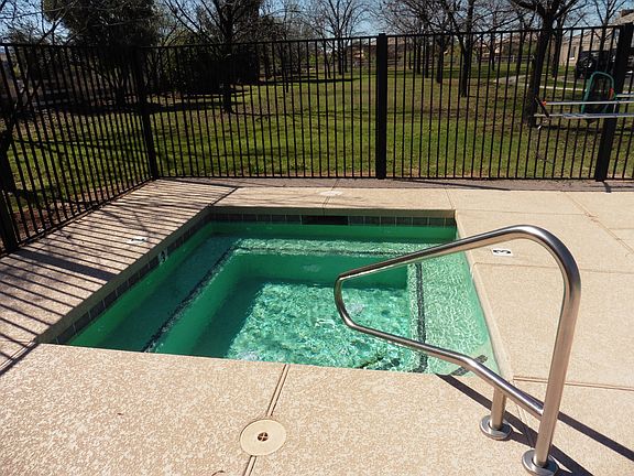 4th image of 2806 W Harvest Groves Ln