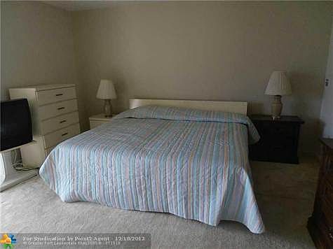 5th image of 2090 Westbury H #2090