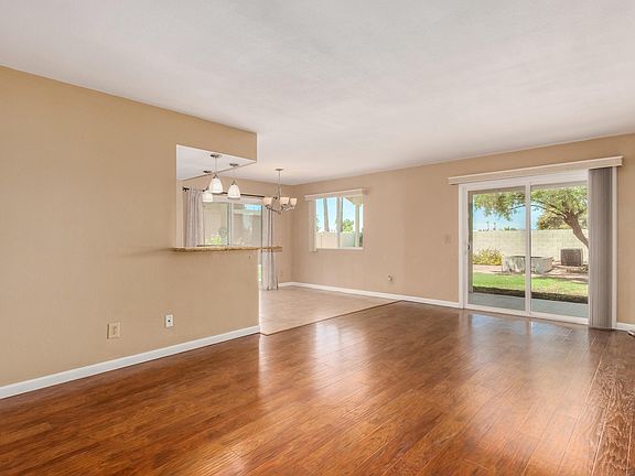 5th image of 26606 S Pinewood Dr