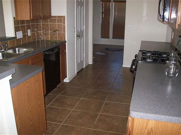 3rd image of 14035 Coveney Dr