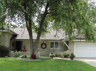 2405 W Mohawk Ln, Wichita, KS 67203