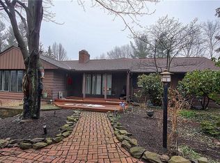 28375 Belcourt Rd, Pepper Pike, OH 44124