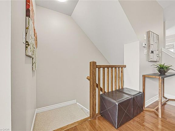 4th image of 4165 Upper Middle Rd #8