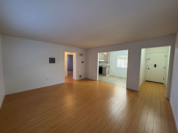 3rd image of 1820 Santa Clara Ave APT 102