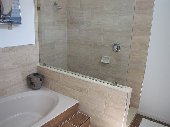 2nd image of 2080 N Ocean Shore Blvd