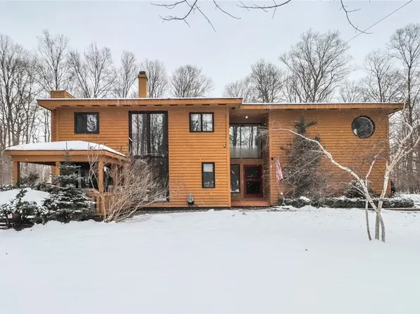 3892 North Rd, Churchville, NY 14428