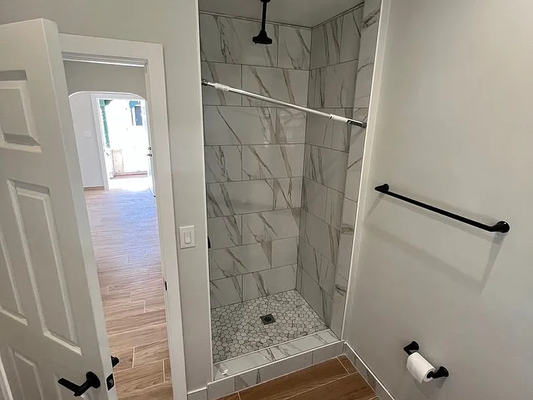 4145 Garthwaite Ave — Photo 12