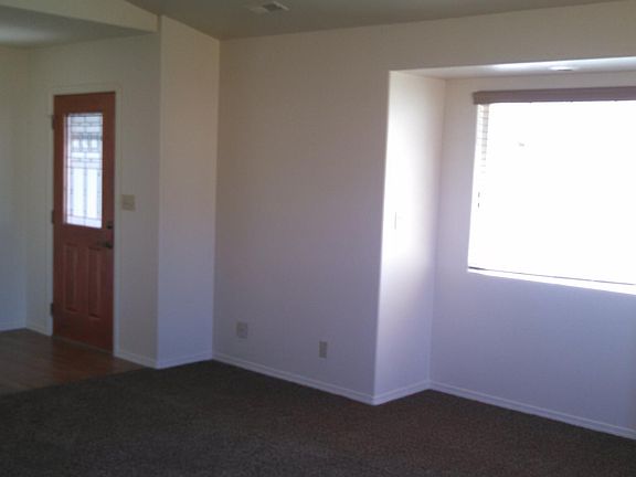 3rd image of 159 El Camino Ave