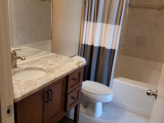 4th image of 800 Peachtree St NE APT 1103
