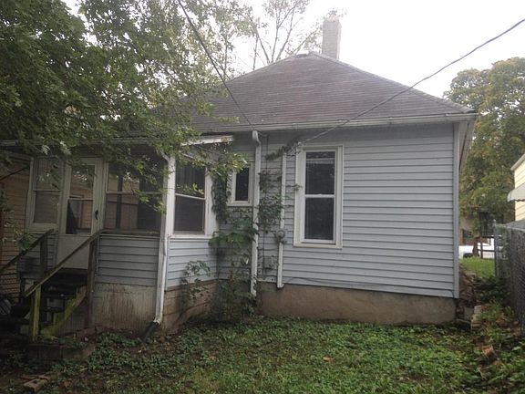 2nd image of 805 S 16th St