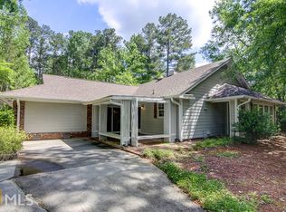 185 Pine Hill St, Newnan, GA 30263