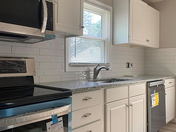 2nd image of 1249 Maetzel Dr