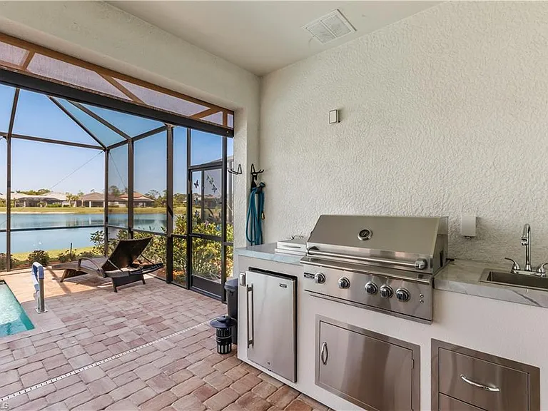 4732 Imperial Eagle Dr — Photo 5