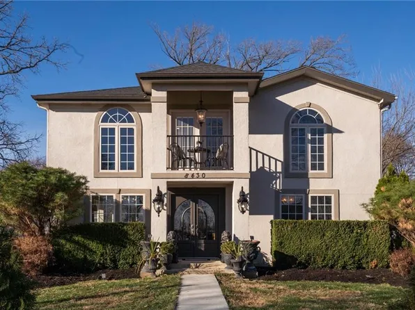 8430 Kickapoo St, De Soto, KS 66018