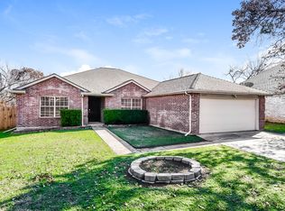 5517 Bradley Ct, Arlington, TX 76017