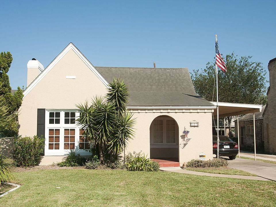 1st image of 225 Hibiscus Ct
