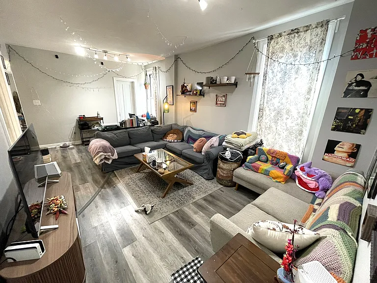1256 N Bosworth Ave #3 — Photo 23