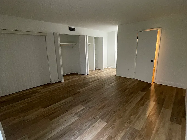 1555 14th Ave #110 — Photo 5