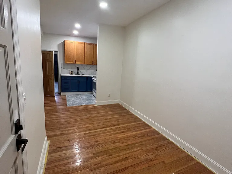 1514 Decatur St #1R — Photo 4