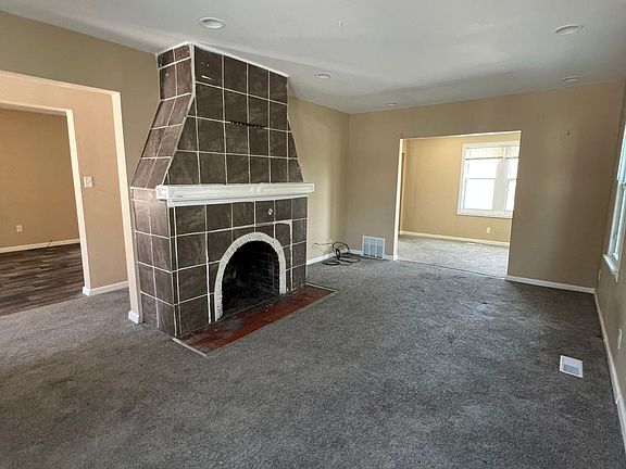 4th image of 13522 Birwood St