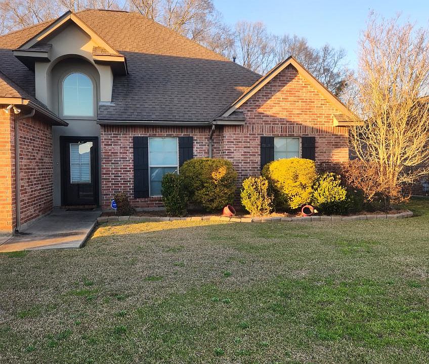 1st image of 9011 Highland Oaks Ave
