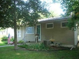 8371 Horton Beach Rd, Manitou Beach, MI 49253