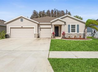 1435 Bering Rd, Wesley Chapel, FL 33543