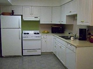 3rd image of 721 Tipperary Ct APT 2C