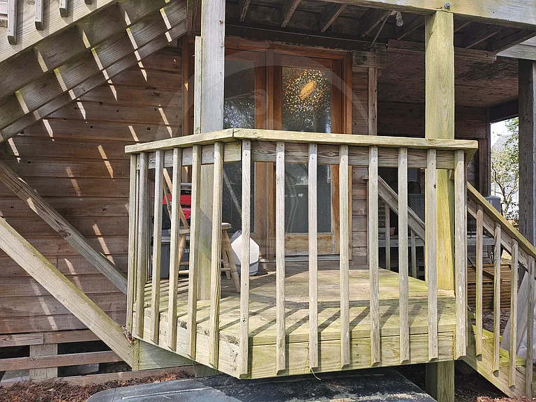 809 Cedar Dr — Photo 16