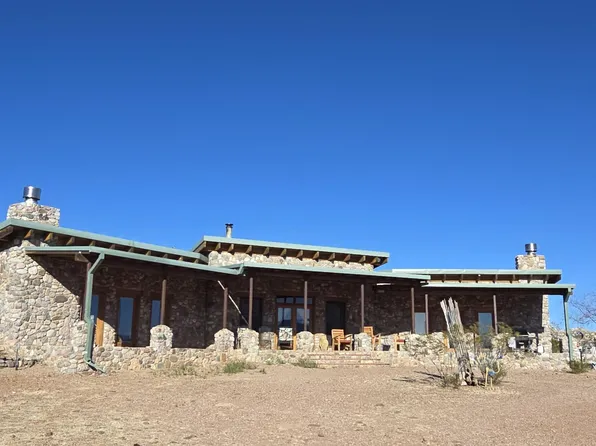 6651 N Wagon Wheel Rd, Benson, AZ 85602