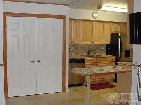5th image of 600 Executive Center Dr APT 206
