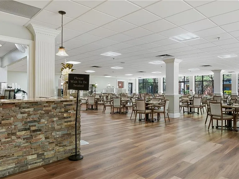 300 Johnson Ferry Rd #B915 — Photo 22