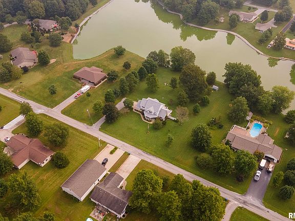 4th image of 3792 Fawn Dr
