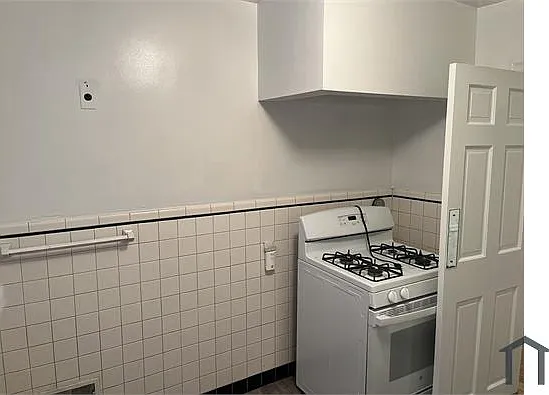 1136 Clearbrook Dr #2 — Photo 9