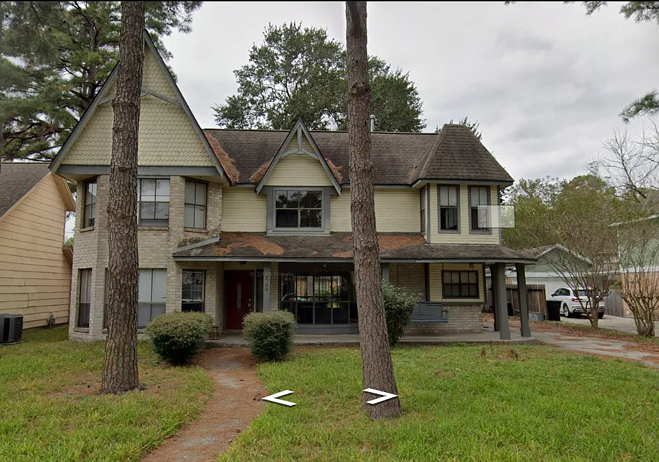 2723 Roseheath Ln