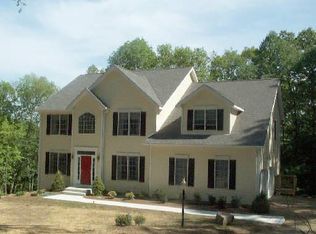 109 Lakeridge, Southbury, CT 06488