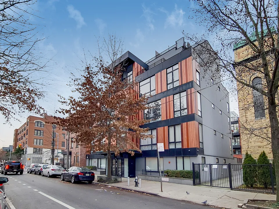 170 N 5th St #1B