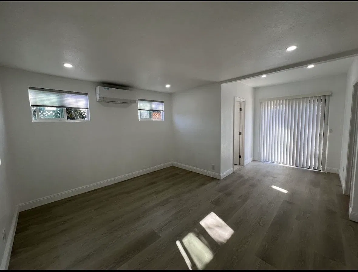 Bernal Ave, Sunnyvale — Photo 4