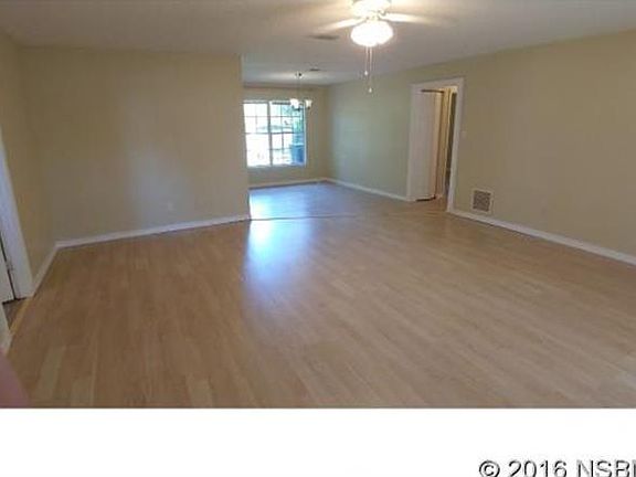 5th image of 2928 Travelers Palm Dr