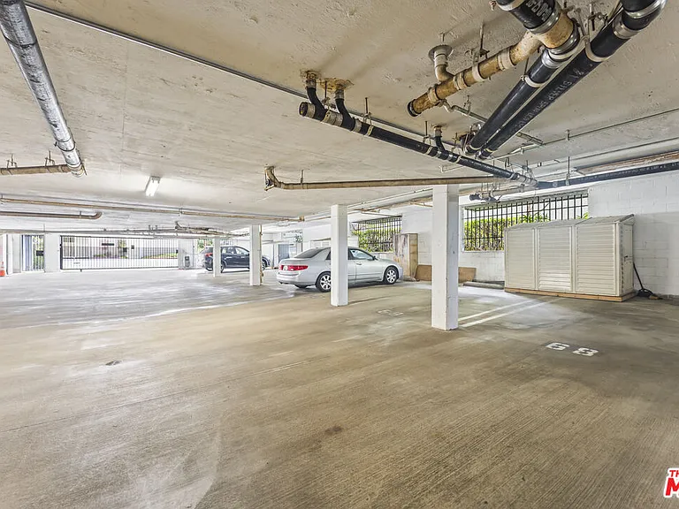 8500 Falmouth Ave #2104 — Photo 16