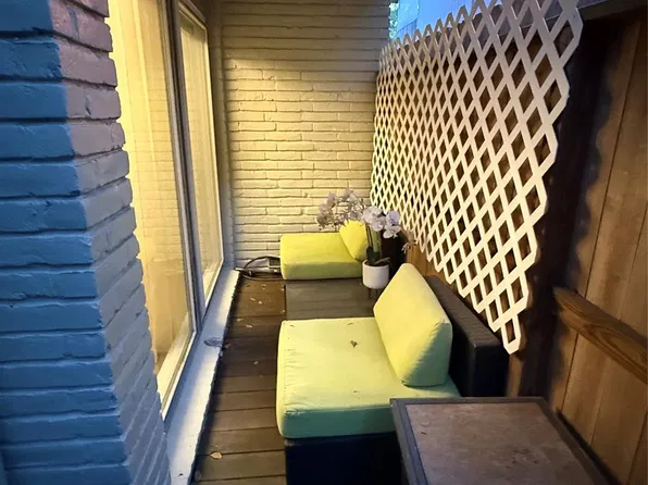 909 Silber Rd APT 28E, Houston, TX 77024