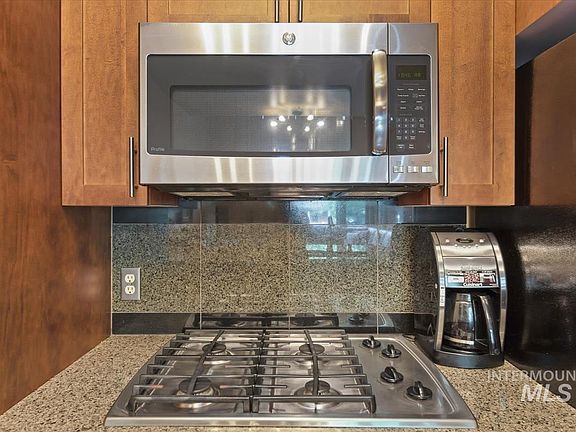 5th image of 412 S 13th St APT 110