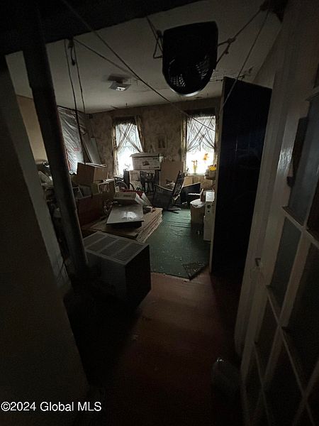 2nd image of 473 1st Street