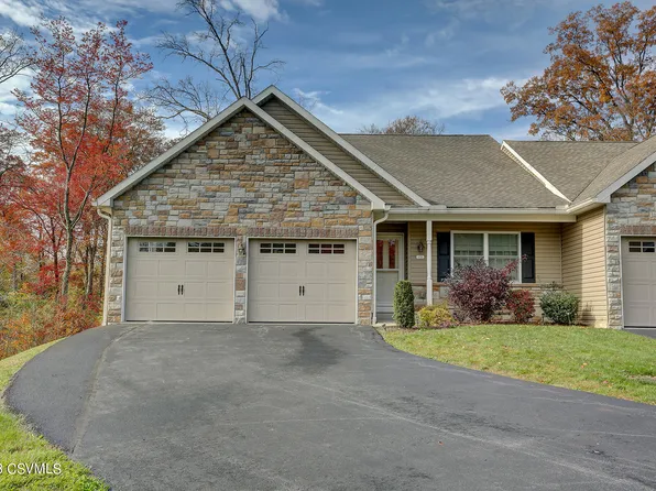 133 N Oakwood Ln, Selinsgrove, PA 17870
