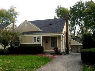 1609 Washington Blvd, Birmingham, MI 48009